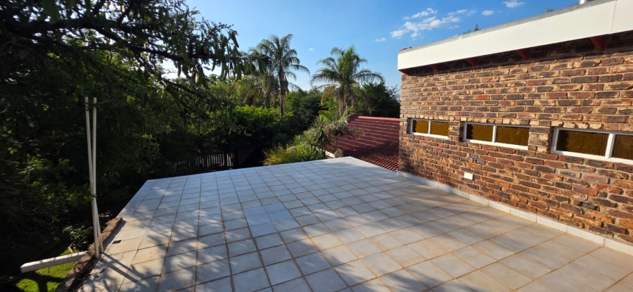 5 Bedroom Property for Sale in Wilkoppies North West